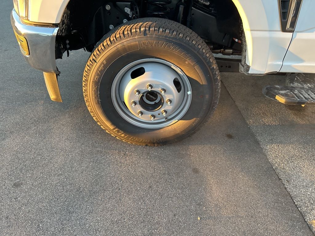 2025 Ford F-350SD XL DRW