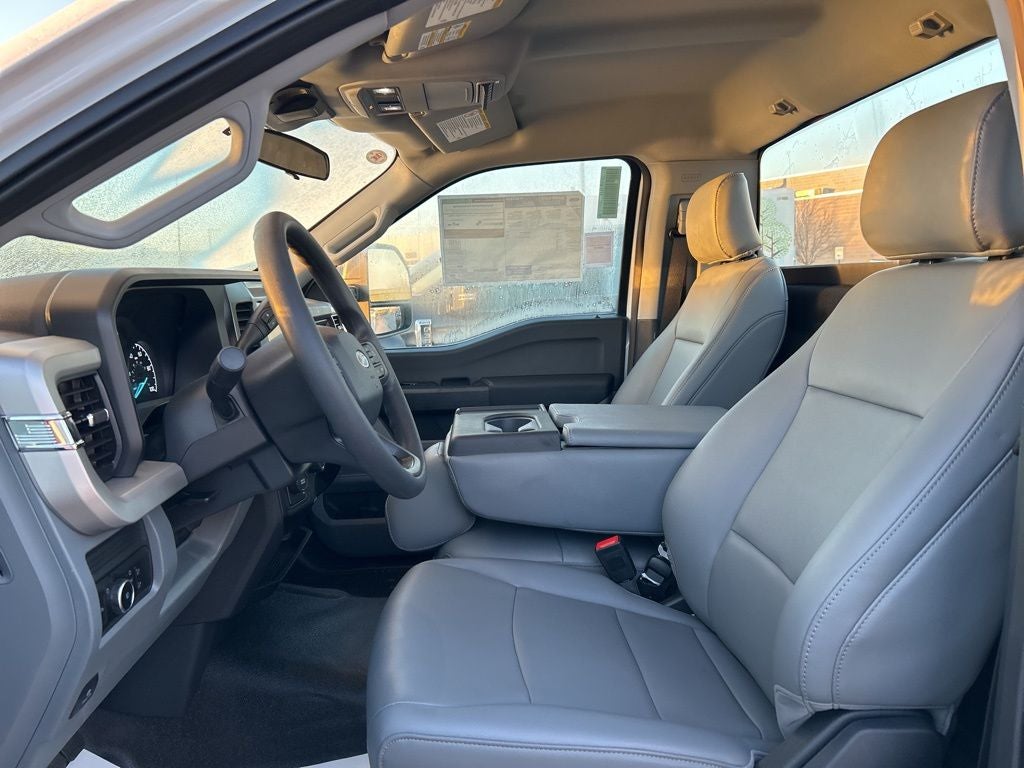 2025 Ford F-350SD XL DRW