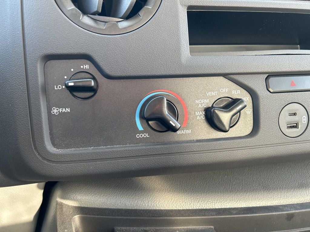 2026 Ford E-350SD Base Cutaway