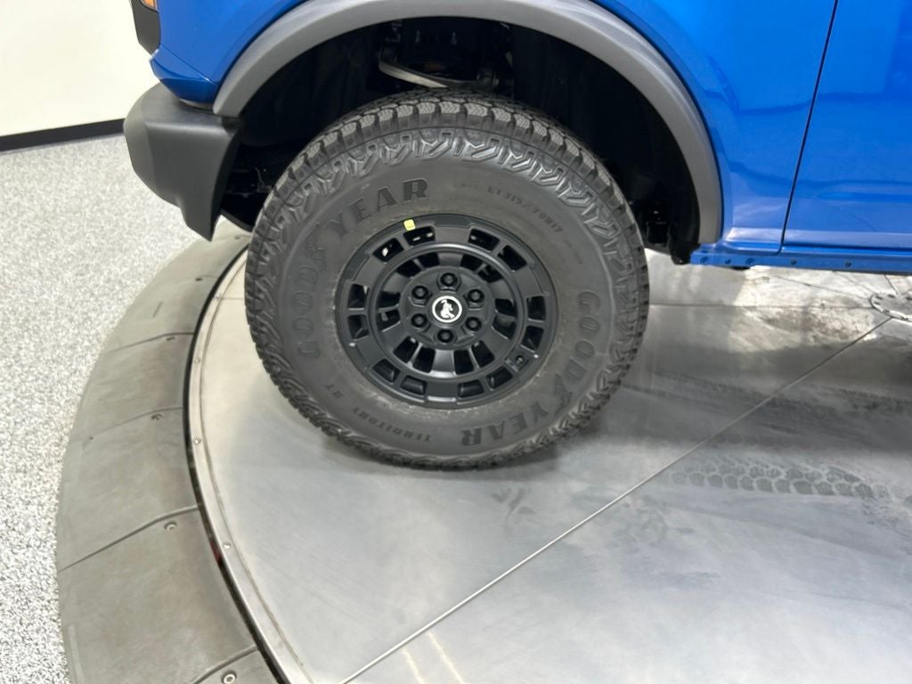 2026 Ford Bronco Big Bend Custom Garage