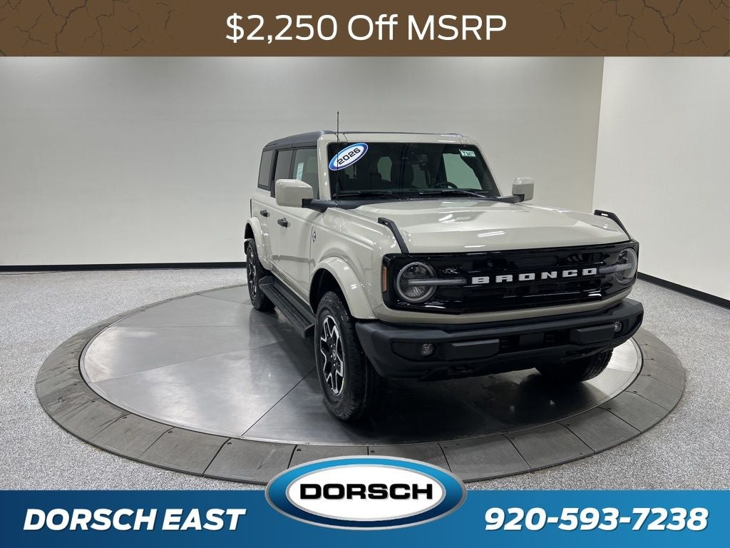 2026 Ford Bronco Outer Banks