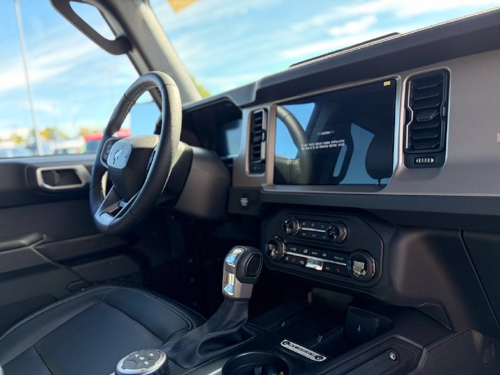 2026 Ford Bronco RTR Outer Banks