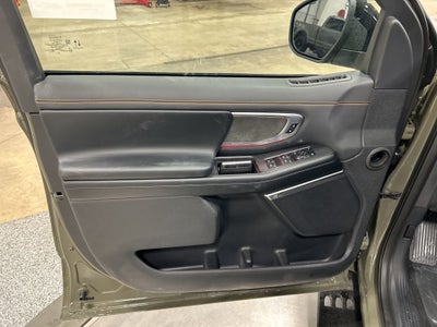 2025 Ford Expedition Tremor