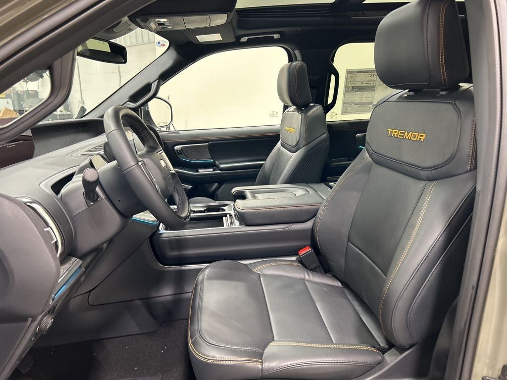 2025 Ford Expedition Tremor