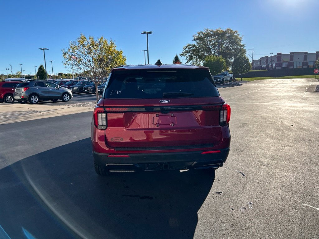2027 Ford Explorer ST-Line