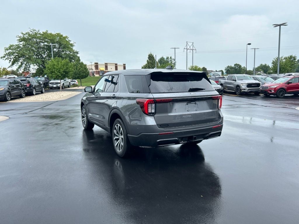 2027 Ford Explorer ST-Line