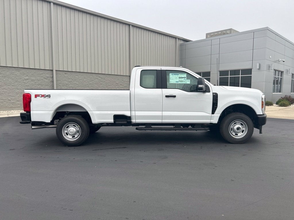 2027 Ford F-250SD XL