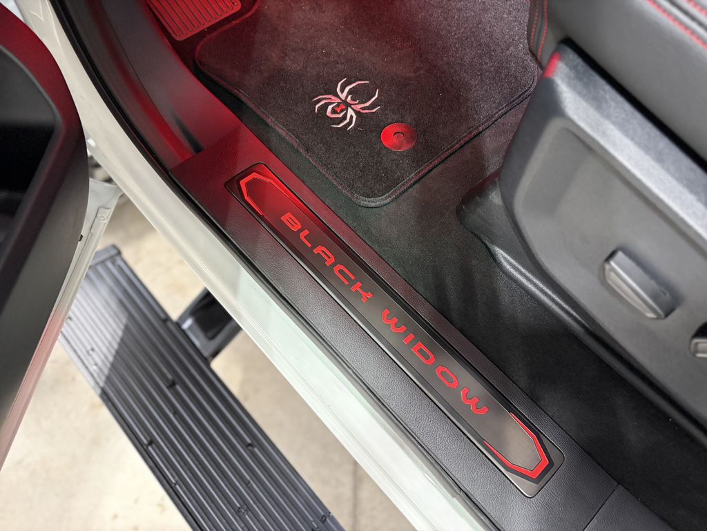 2026 Ford F-250SD Black Widow