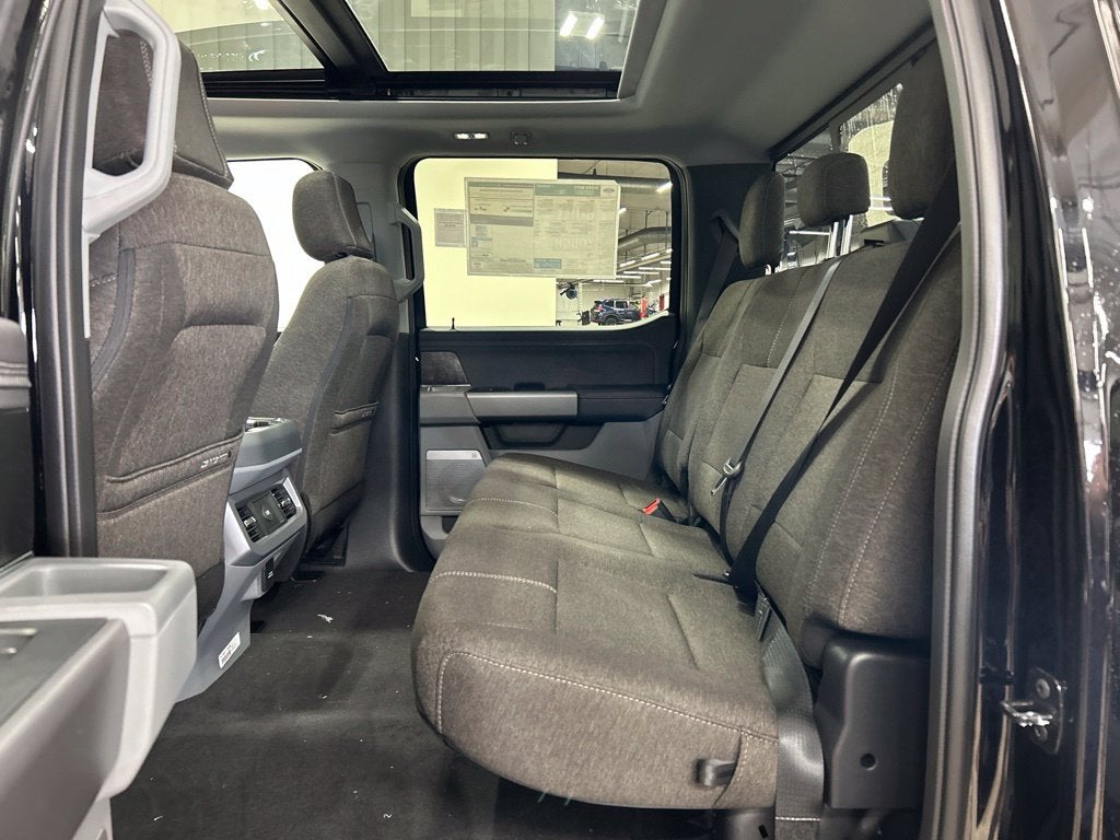 2027 Ford F-250SD XLT