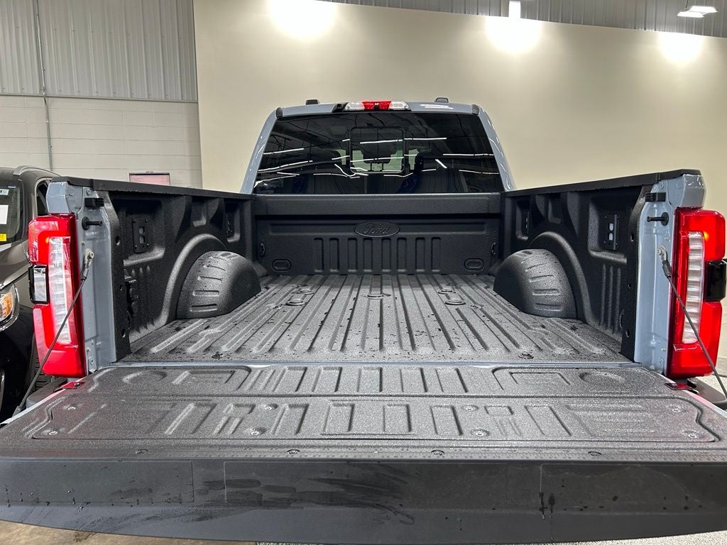 2027 Ford F-250SD Black Widow