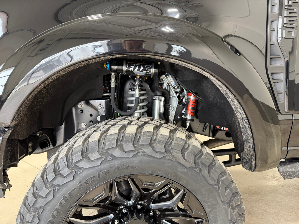 2026 Ford F-250SD Black Widow