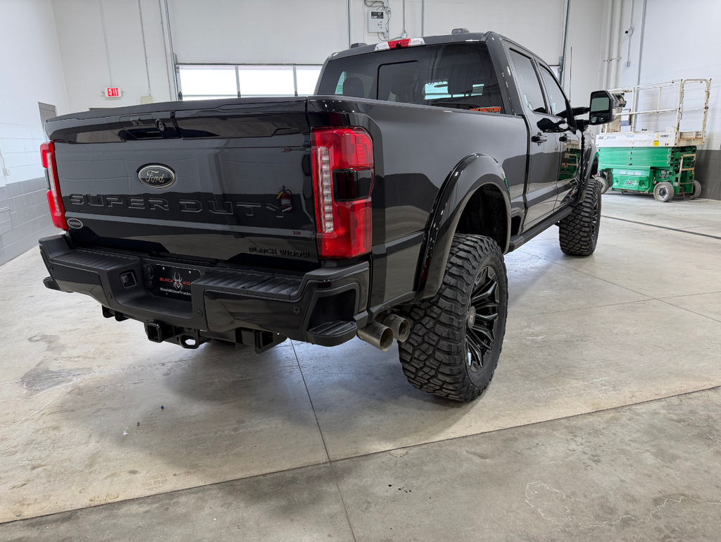 2026 Ford F-250SD Black Widow