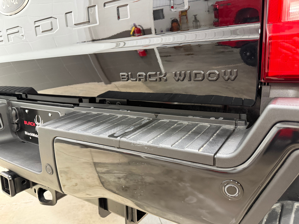 2026 Ford F-250SD Black Widow