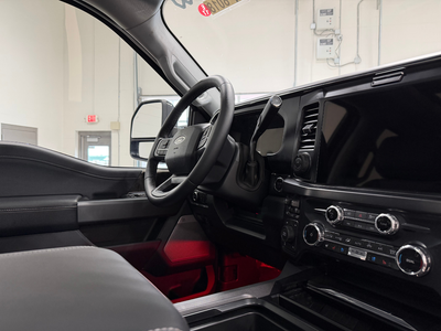 2026 Ford F-250SD Black Widow