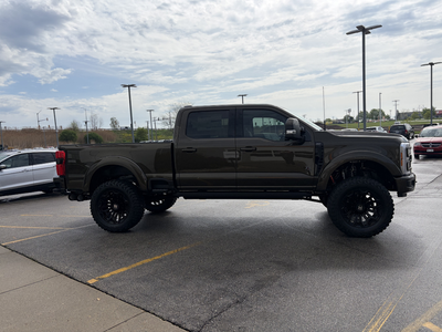 2026 Ford F-250SD Black Widow