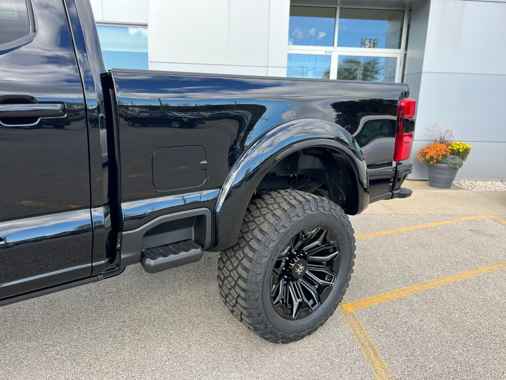 2026 Ford F-250SD Black Widow