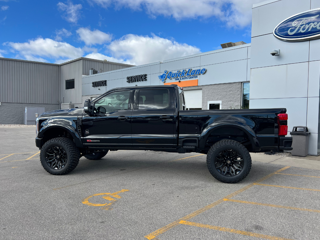 2026 Ford F-250SD Black Widow