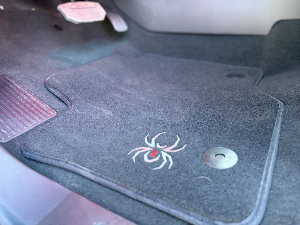 2026 Ford F-250SD Black Widow