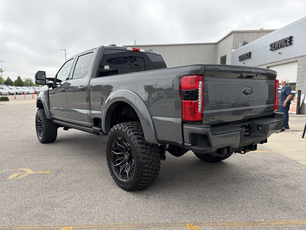 2026 Ford F-250SD Black Widow