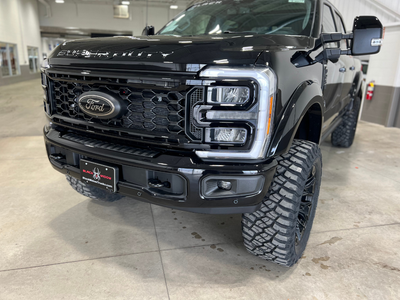 2026 Ford F-250SD Black Widow