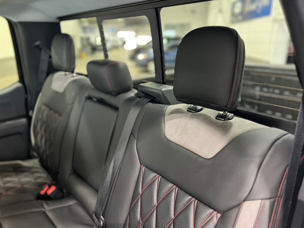 2026 Ford F-250SD Black Widow