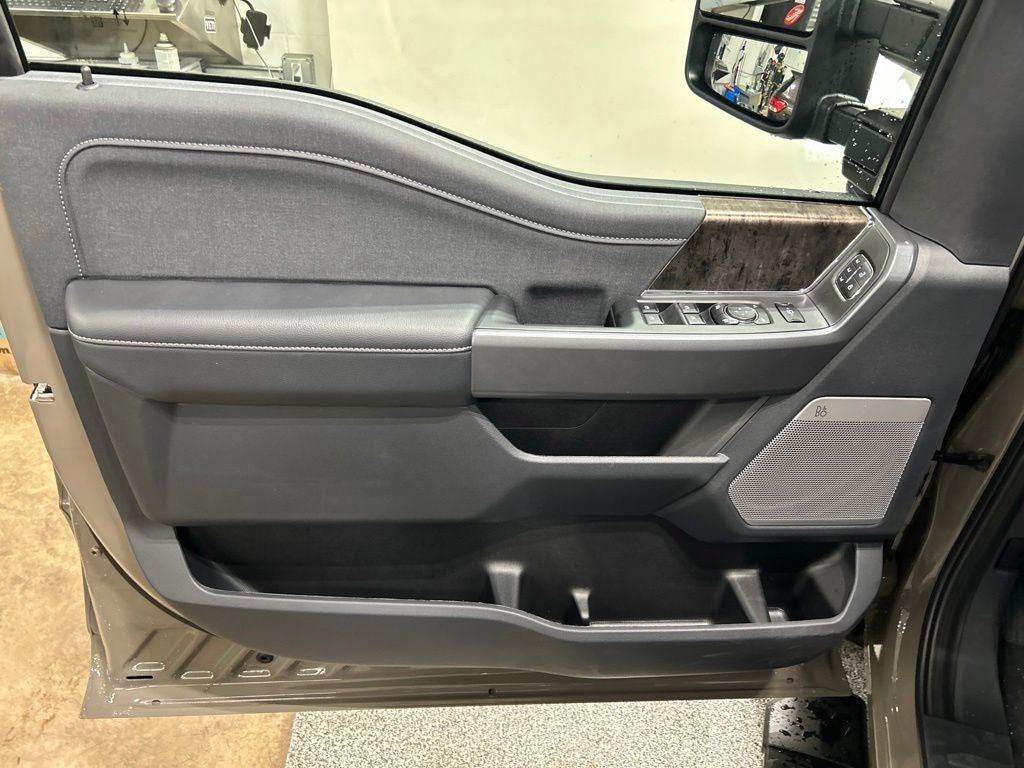 2027 Ford F-250SD Lariat