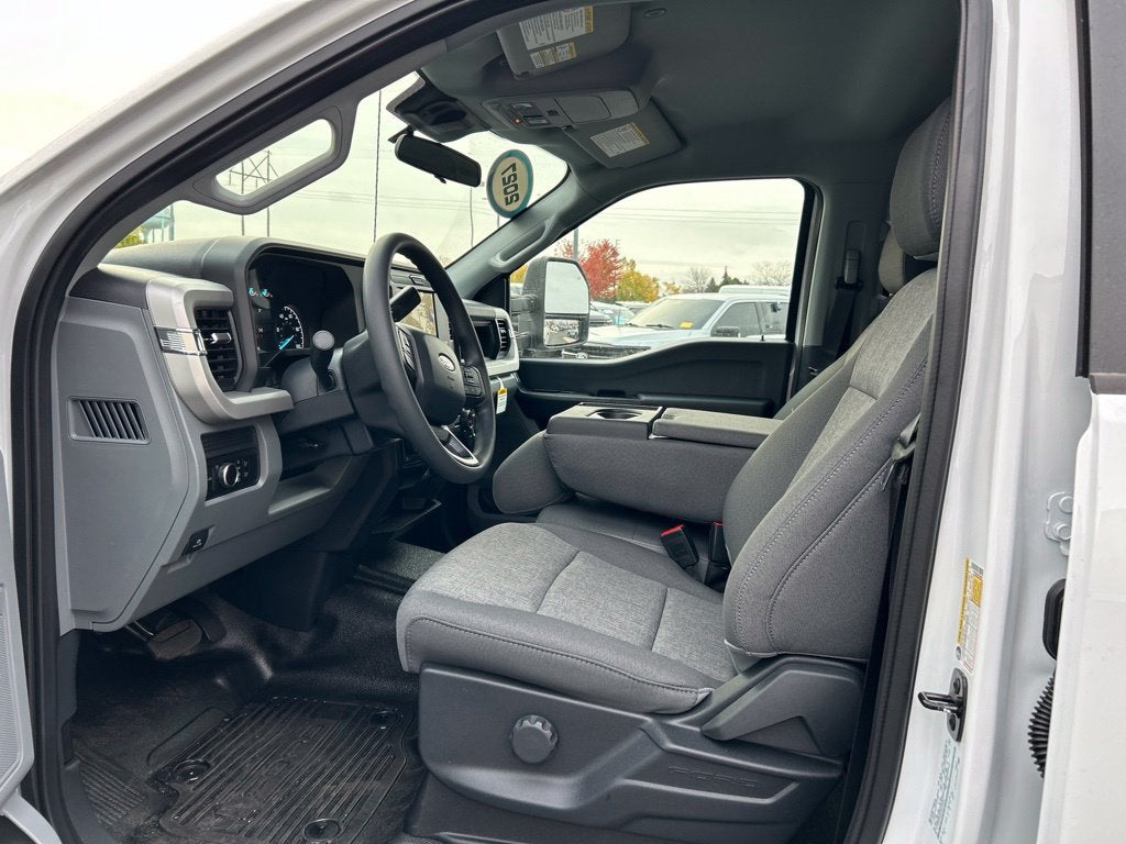 2027 Ford F-350SD XL