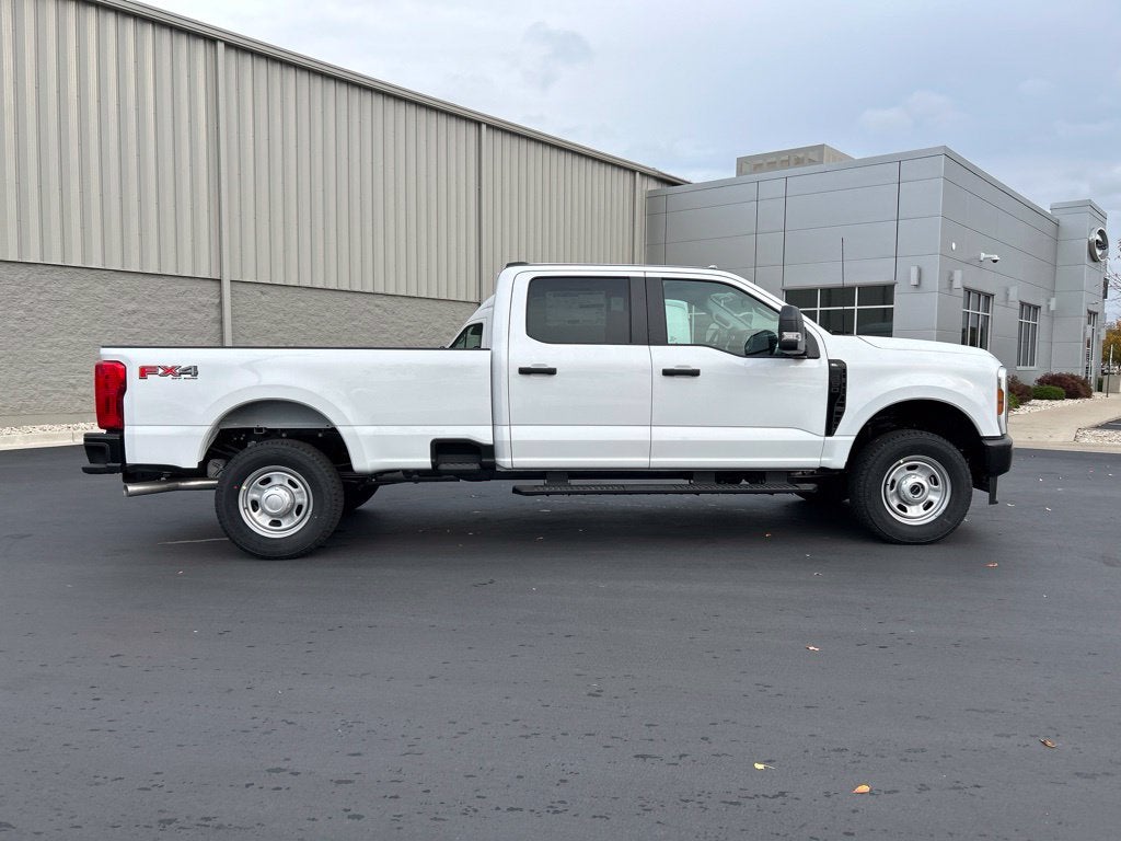 2027 Ford F-350SD XL
