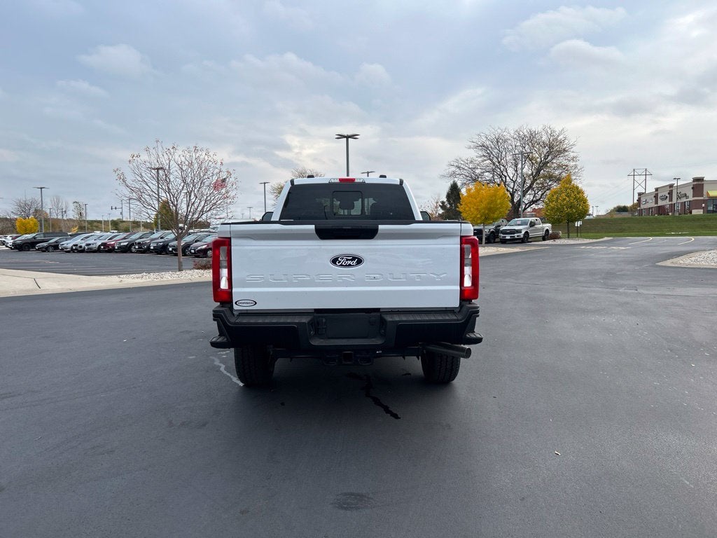 2027 Ford F-350SD XL