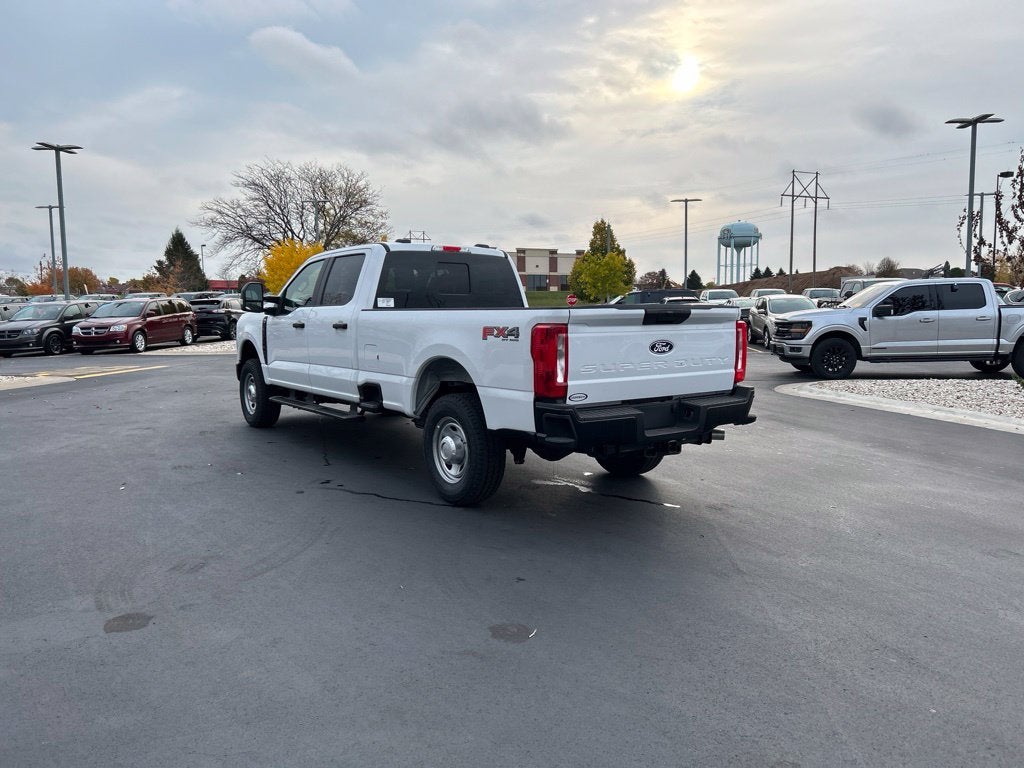 2027 Ford F-350SD XL