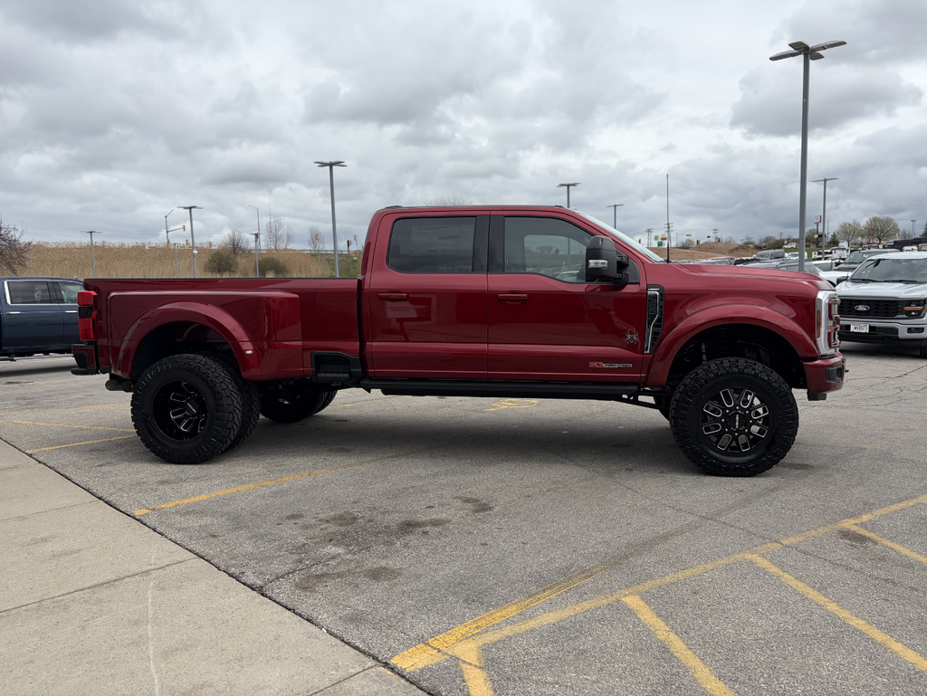 2026 Ford F-350SD Black Widow DRW