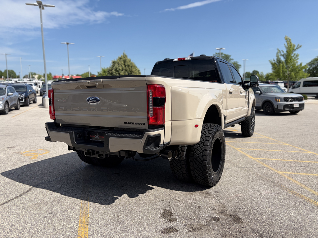 2026 Ford F-350SD Black Widow DRW