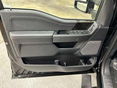 2026 Ford F-350SD Lariat DRW