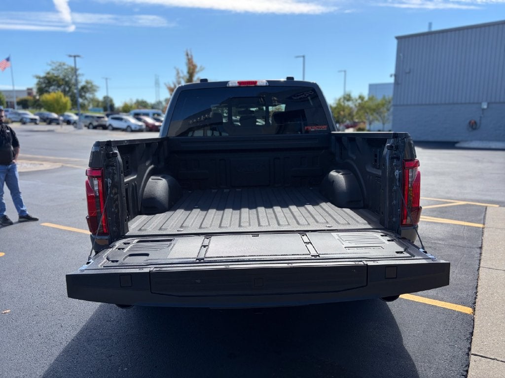 2026 Ford F-150 Black Widow SR