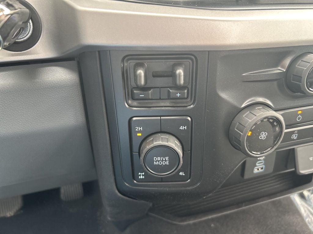 2025 Ford F-250SD XL w/ Boss Plow