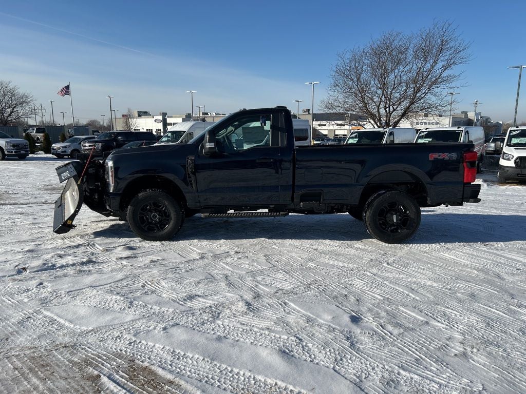 2025 Ford F-350SD XL w/ Boss Plow