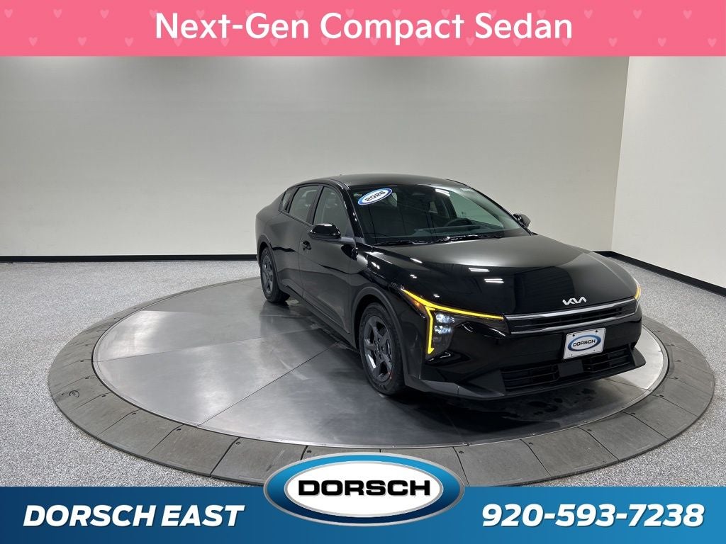 2026 Kia K4 LXS