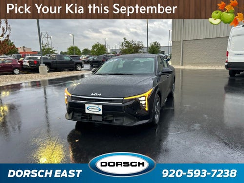 2026 Kia K4 LXS
