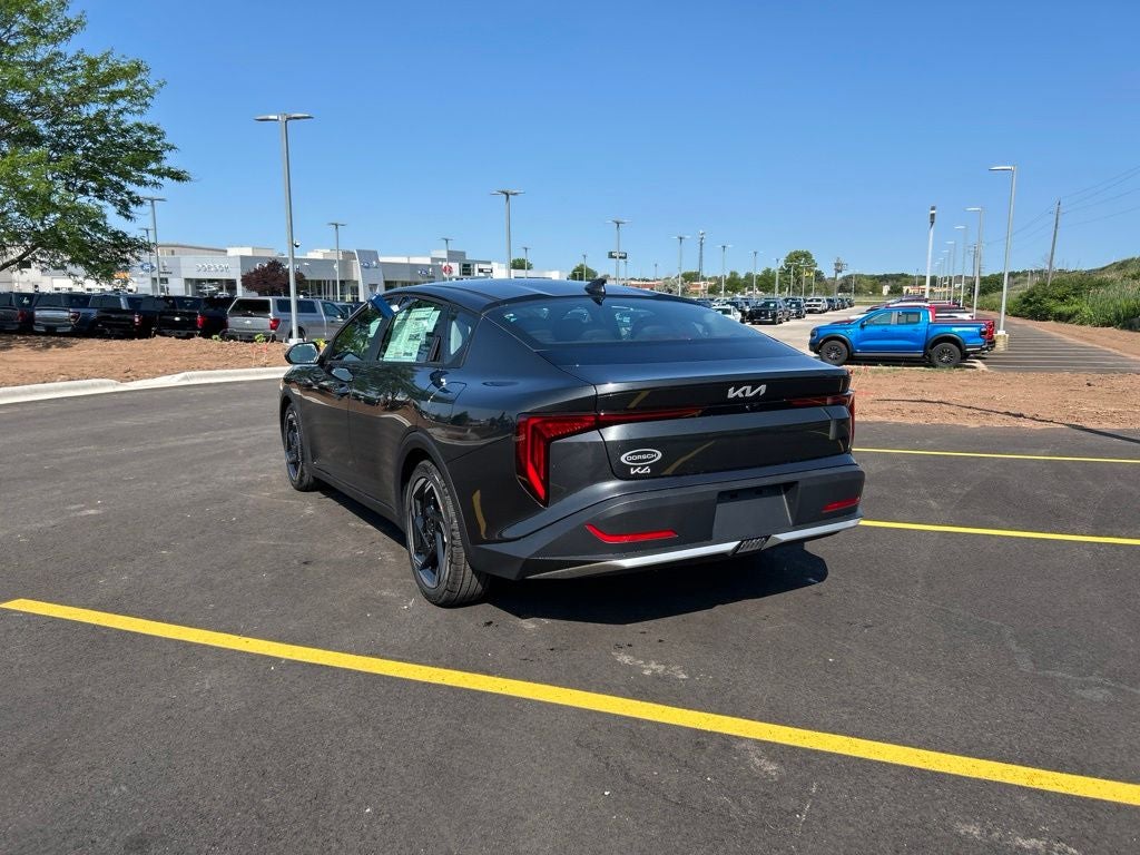 2026 Kia K4 EX