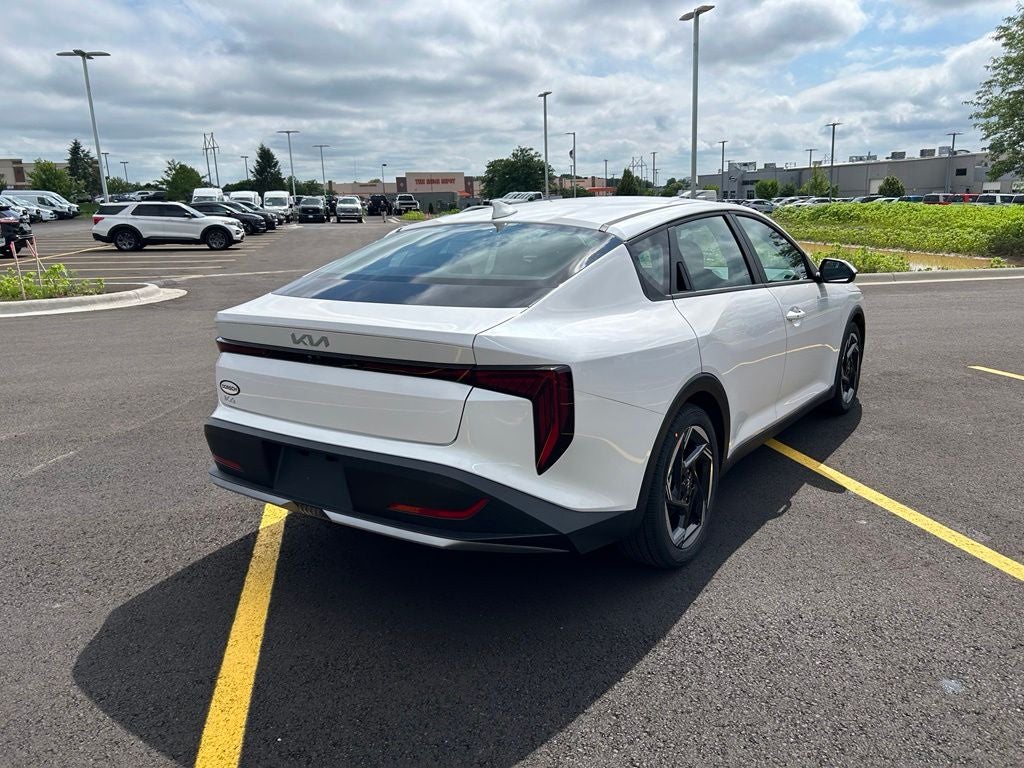 2026 Kia K4 EX