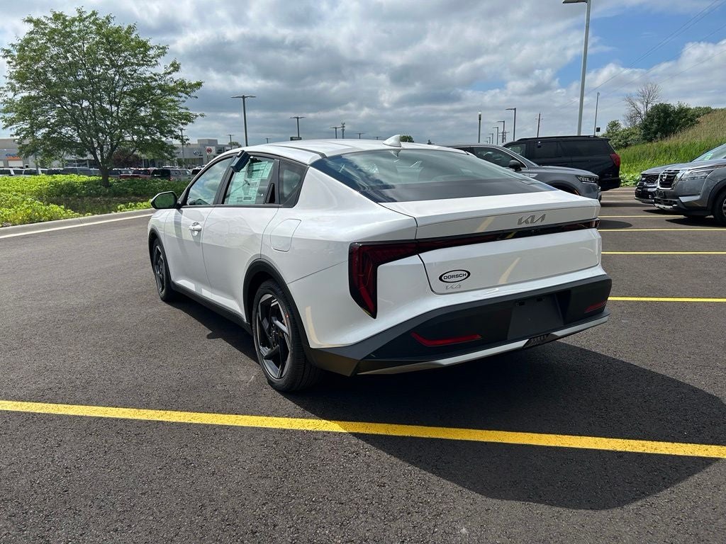 2026 Kia K4 EX