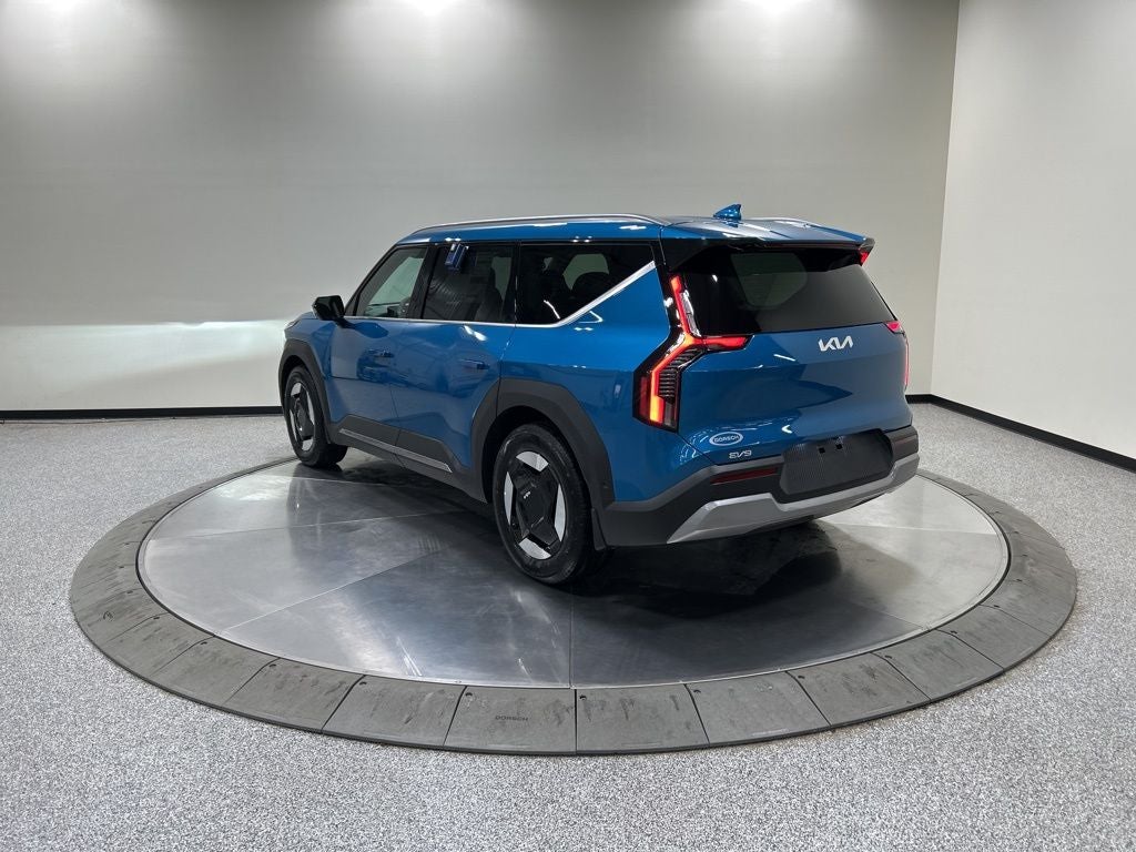 2026 Kia EV9 Wind
