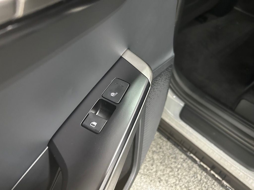 2026 Kia EV6 Light