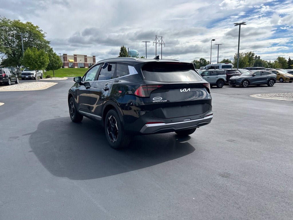 2027 Kia Sportage EX