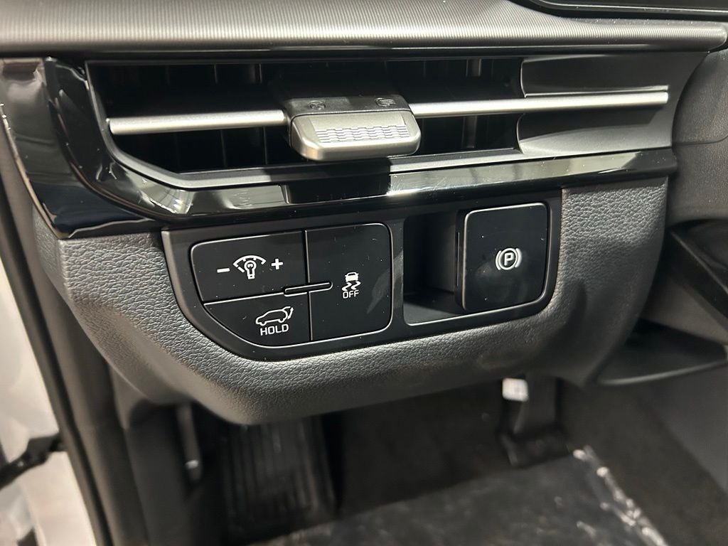 2027 Kia Sportage EX