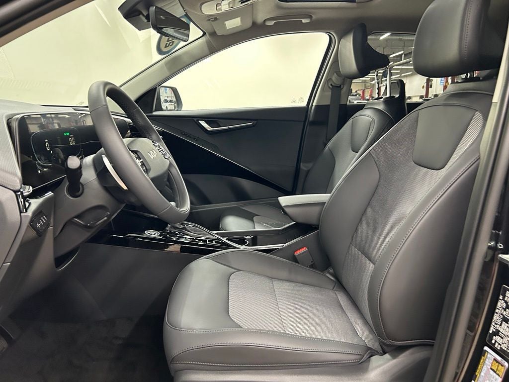 2026 Kia Niro EX