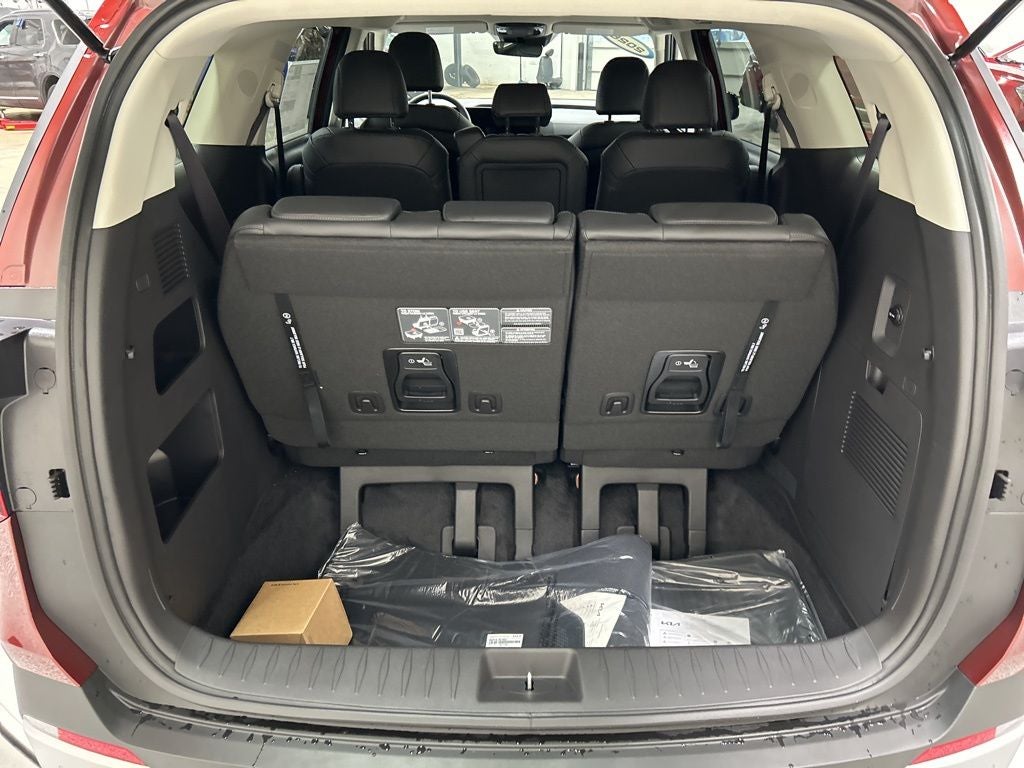 2026 Kia Carnival LXS