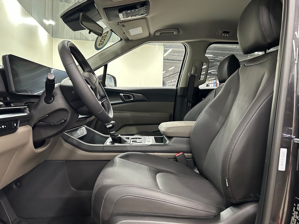 2027 Kia Carnival LXS