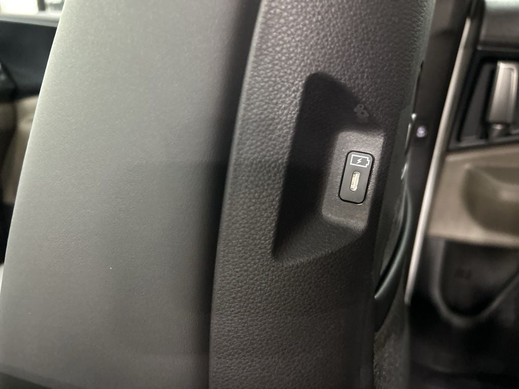 2026 Kia Carnival Hybrid LXS