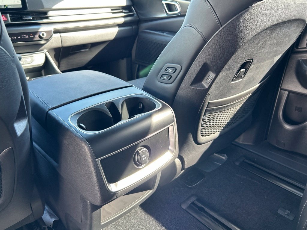 2027 Kia Carnival EX
